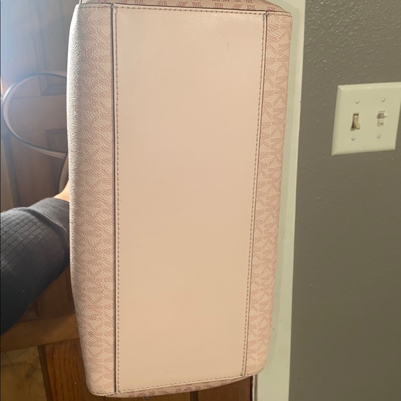 Michael Kors Pink and Cream Signature Tote - Picture 9 of 9